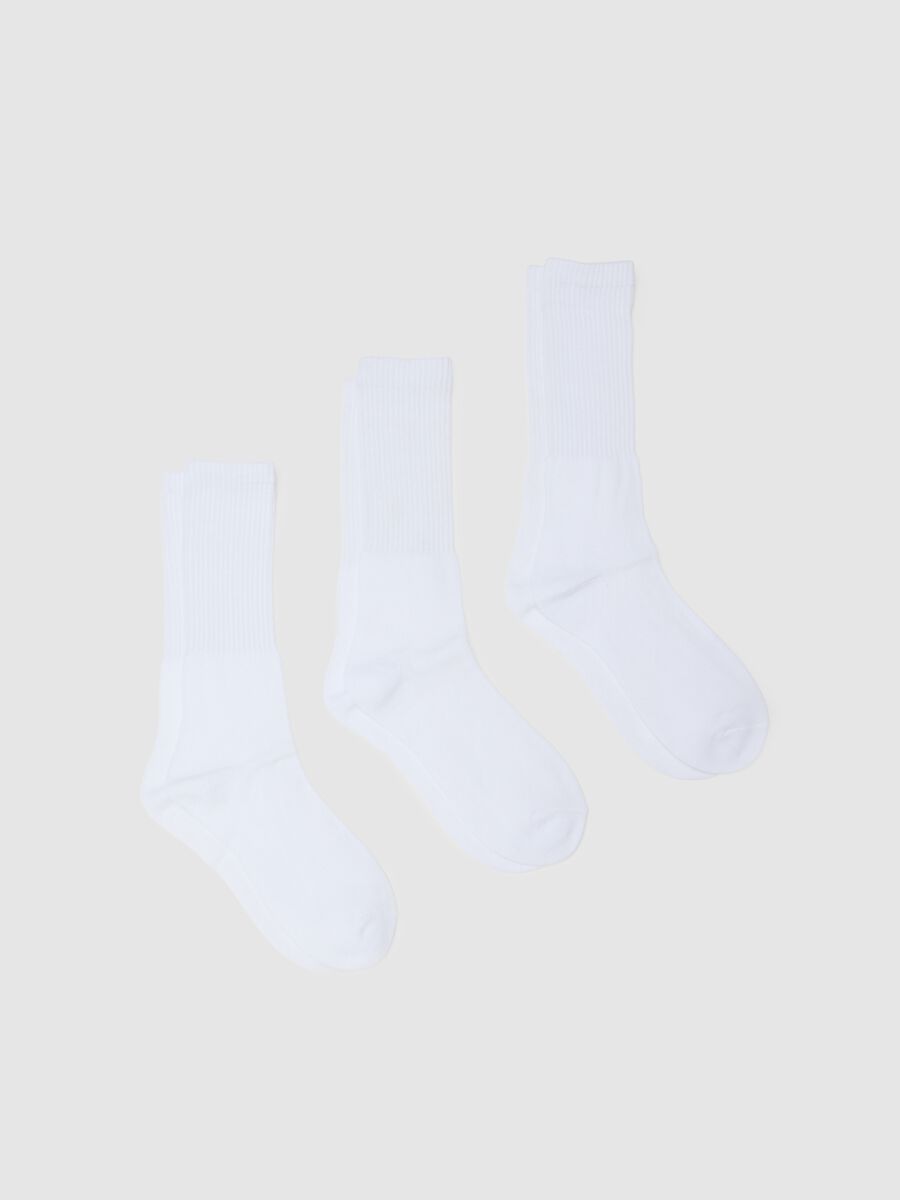 Set of long white cotton blend socks tripack_0