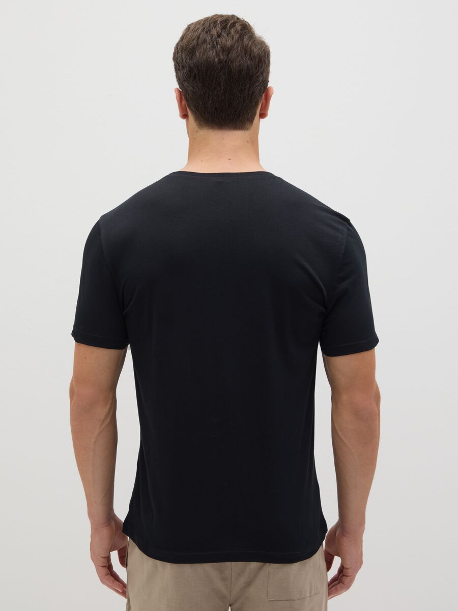 Men's T-shirt in pure black cotton regular fit_3