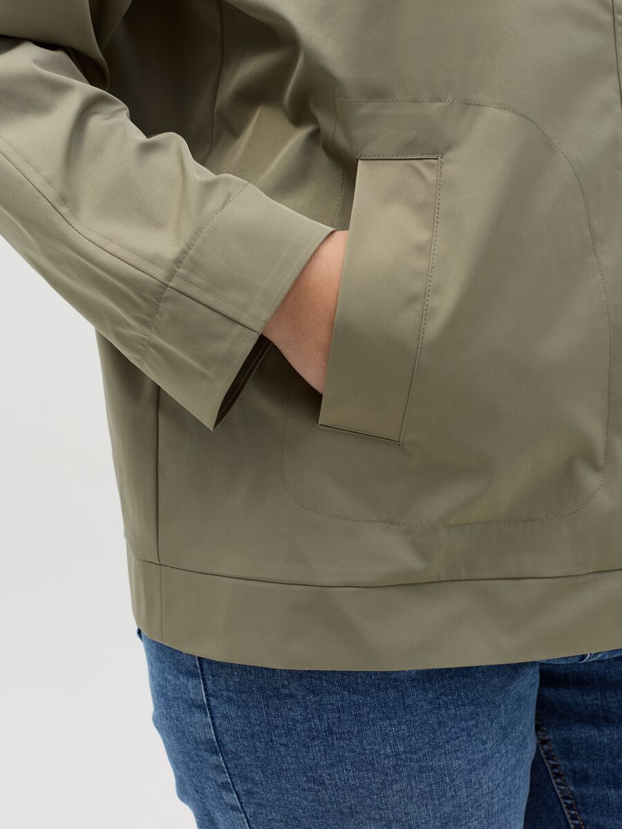 Curvy short jacket with hood_2