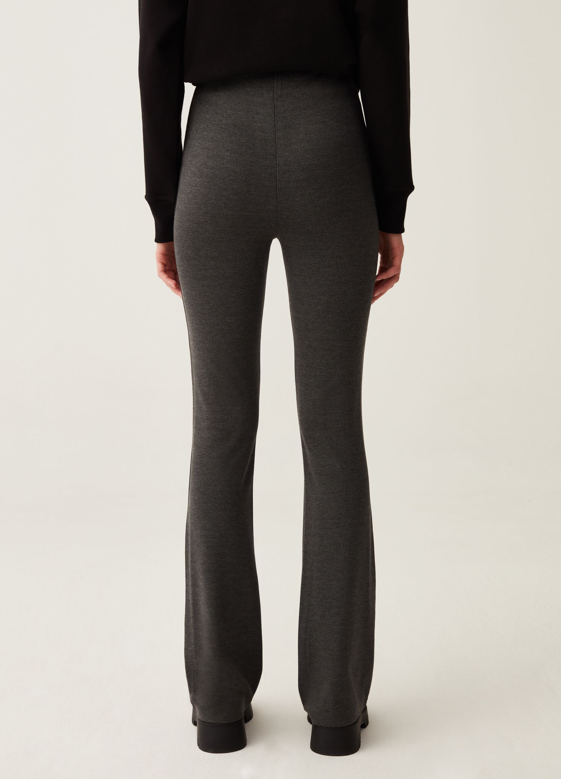 Leggings flare fit a vita alta_2