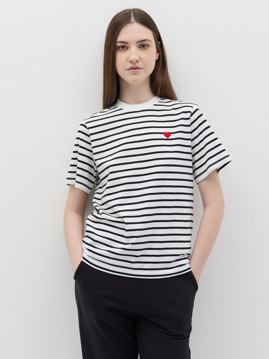 Cotton T-shirt with embroidery_0