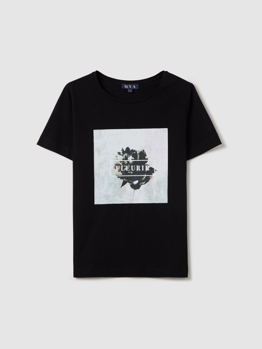 Curvy black short-sleeved T-shirt in cotton_4