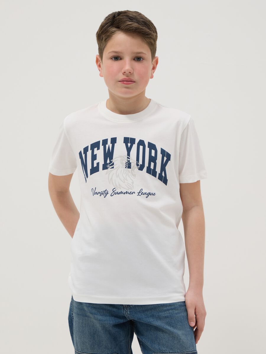 Boy's regular fit pure white cotton T-shirt with print_0