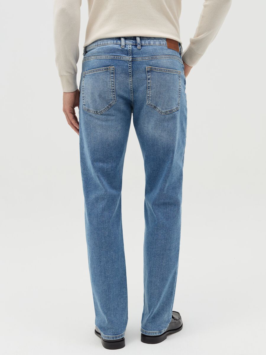 Comfort-fit stretch jeans_3