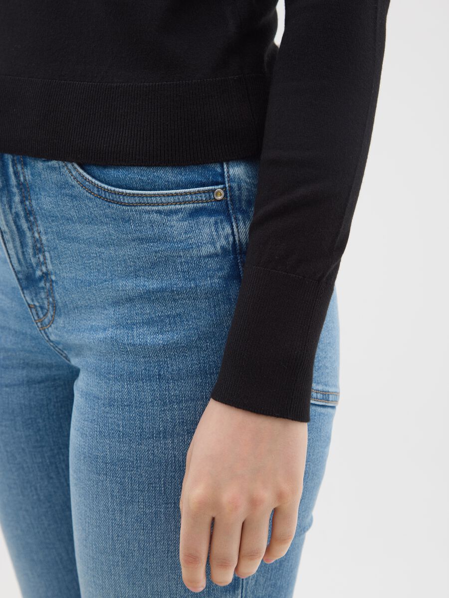 Maglione nero vestibilità fitted_3