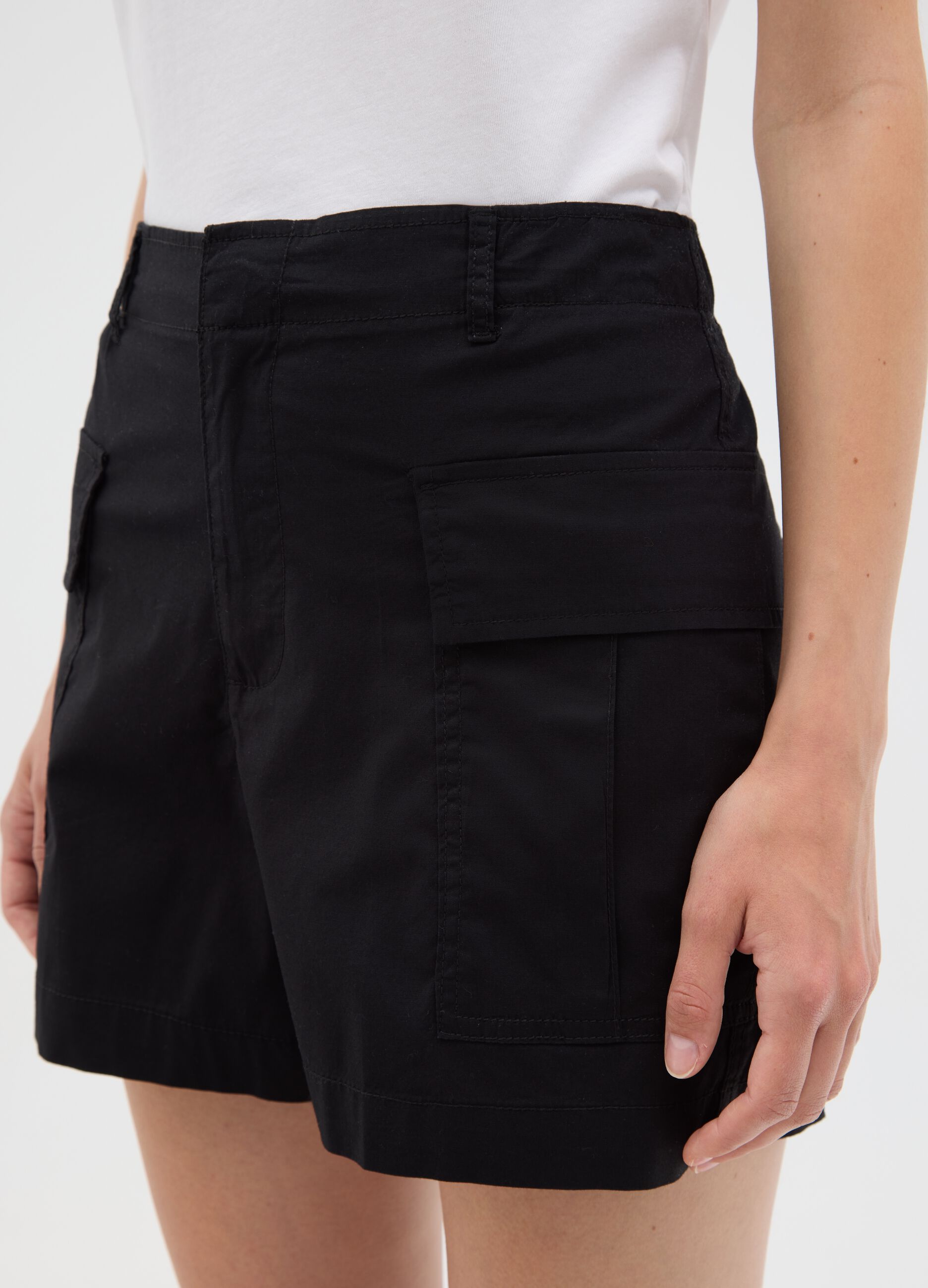 Women's Black Stretch Cotton Regular Fit Shorts