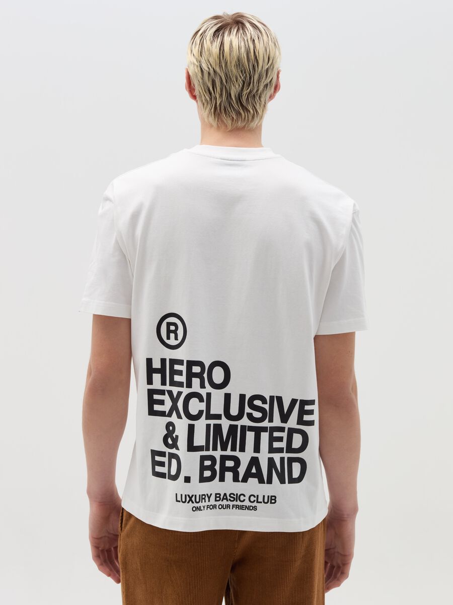 T-shirt with print_3