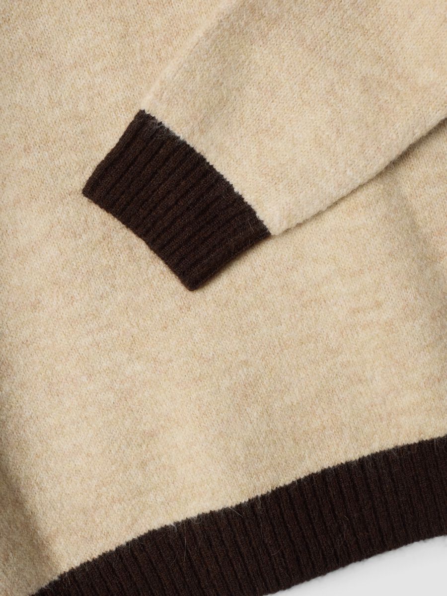 Maglione beige girocollo in lana e alpaca elasticizzate regular fit_1