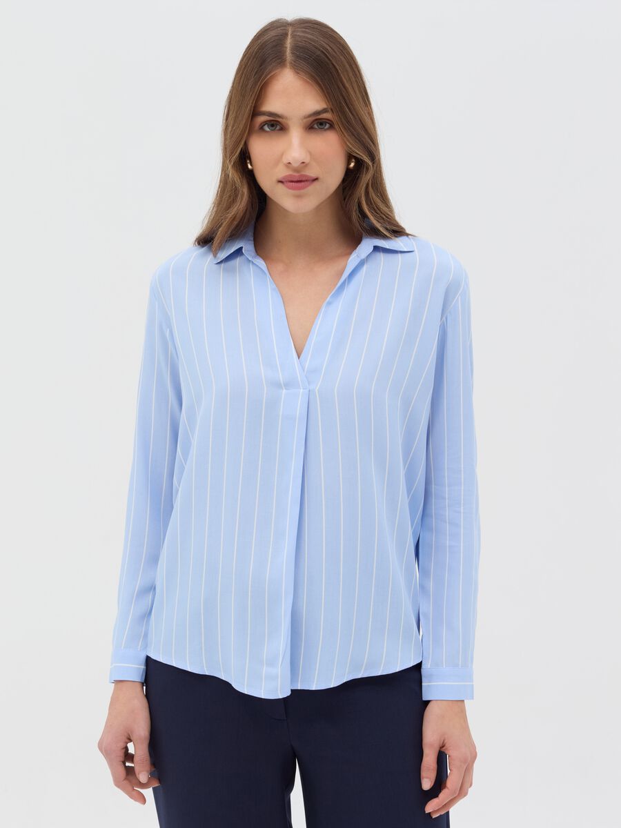 Viscose blouse with V neck_0