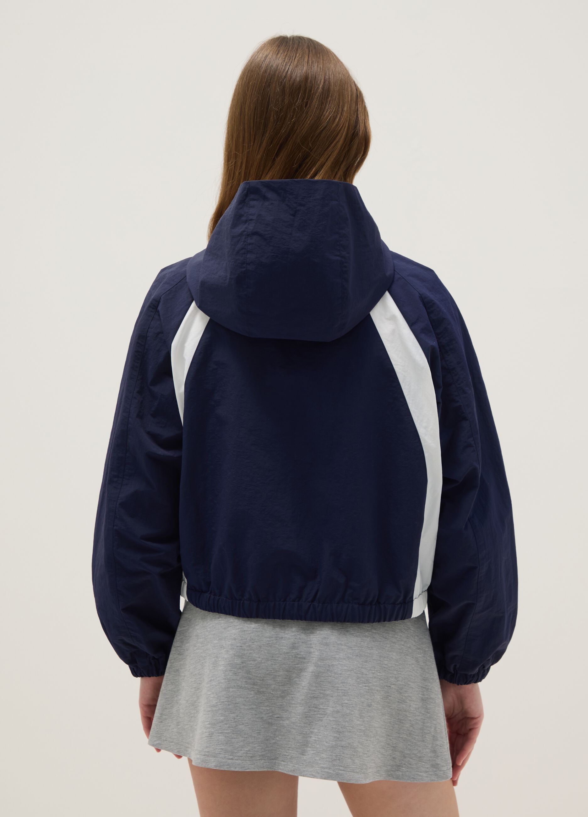 Lightweight multicolor jacket regular fit with zip and hood