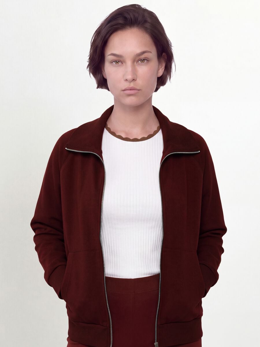 Felpa rossa in viscosa elasticizzata con dolcevita regular fit_1
