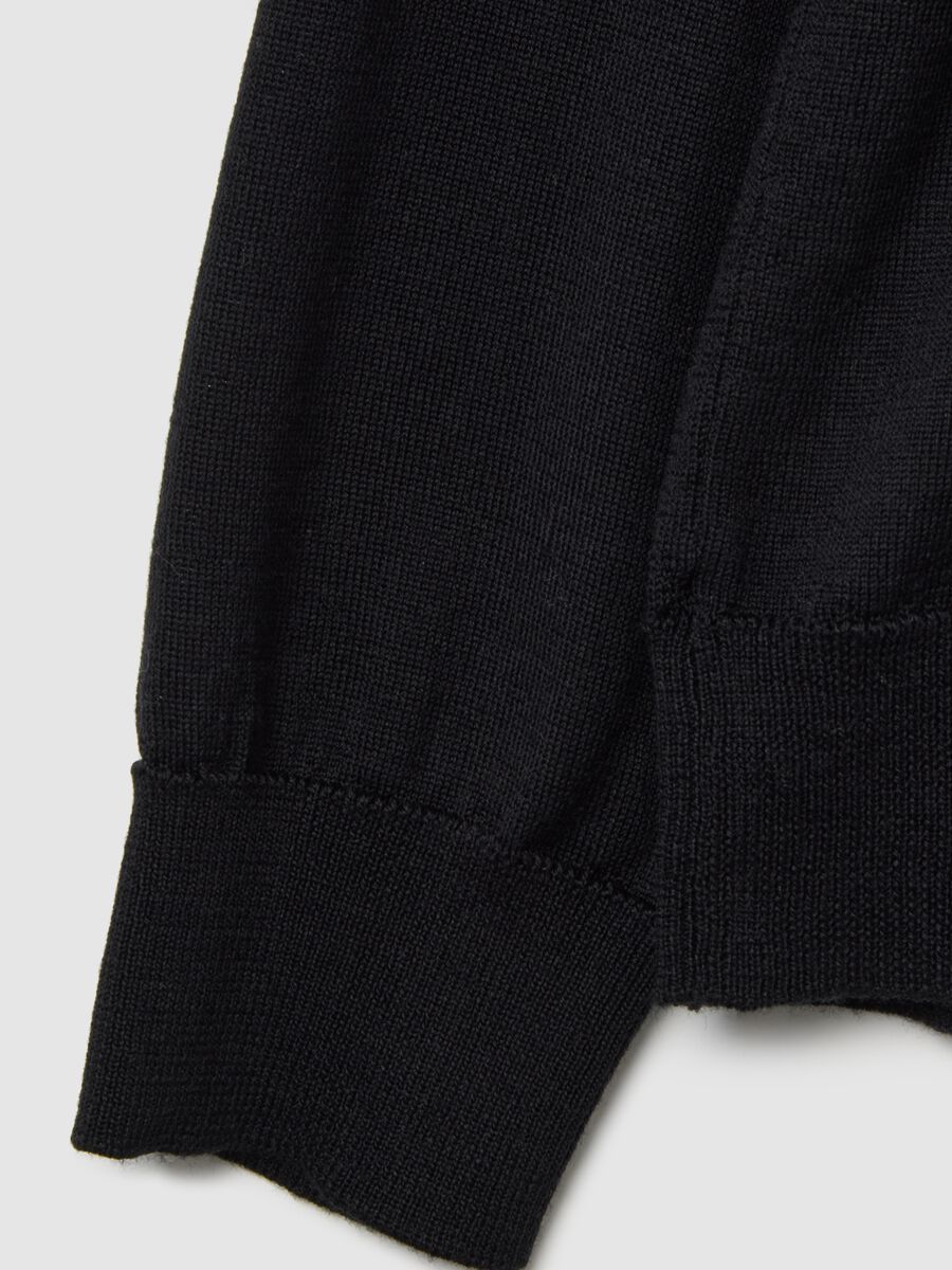 Maglione a collo alto nero in pura lana merino regular fit_1