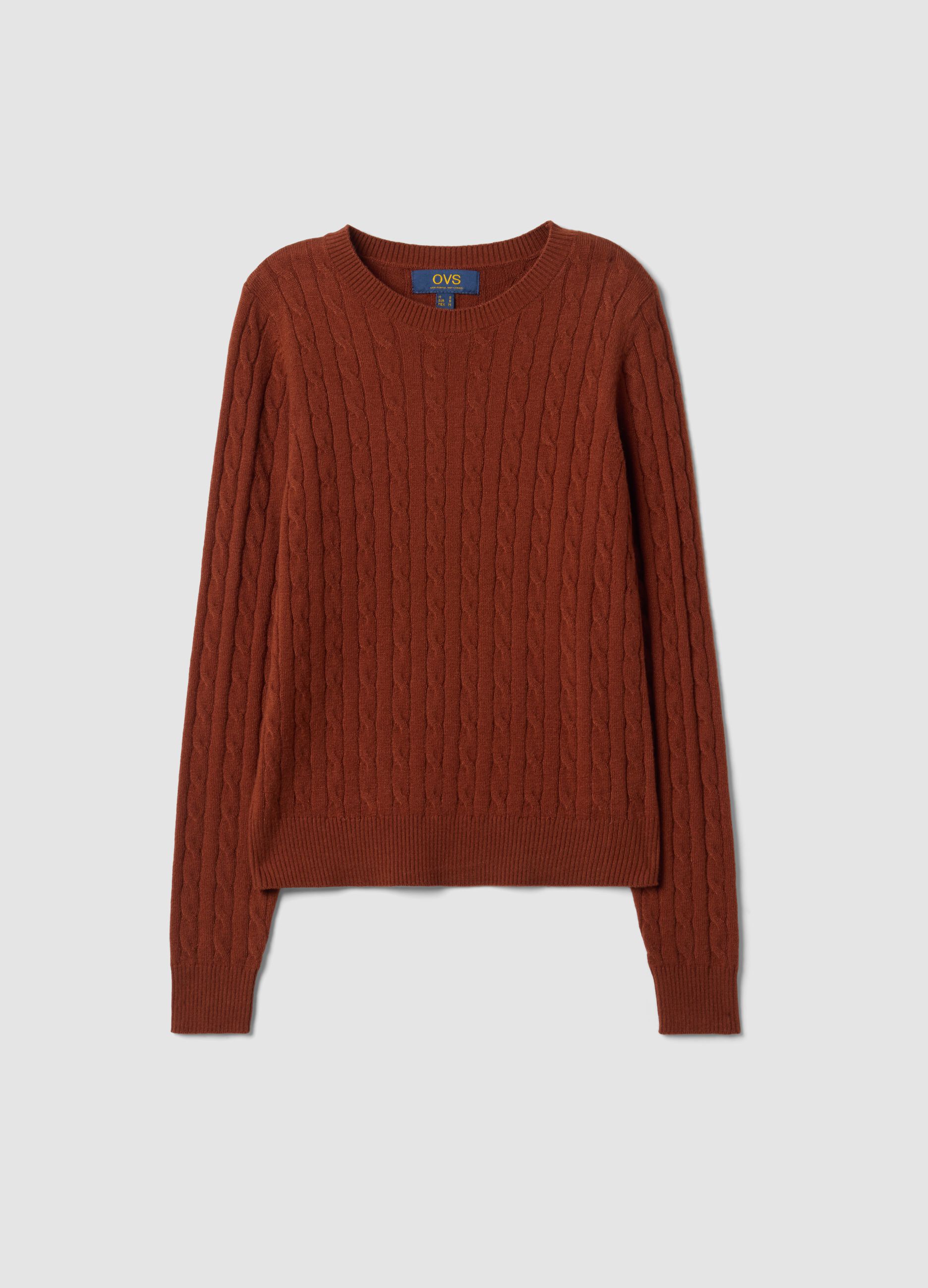 Red cable-knit crew neck jumper, regular fit
