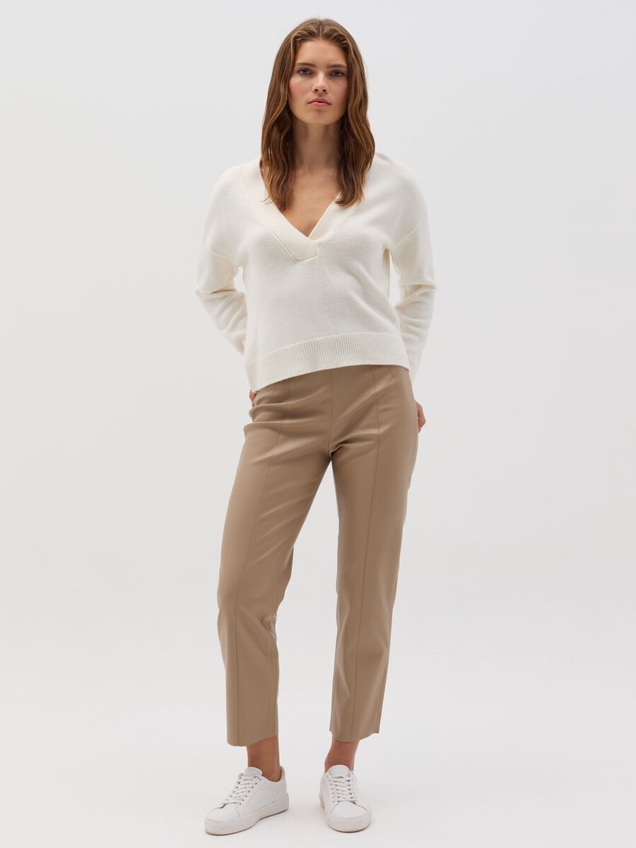 Shiny-effect cropped leggings_0
