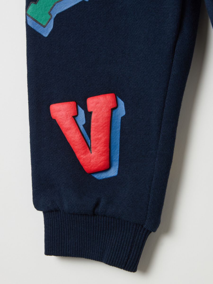 French terry joggers with lettering print_3