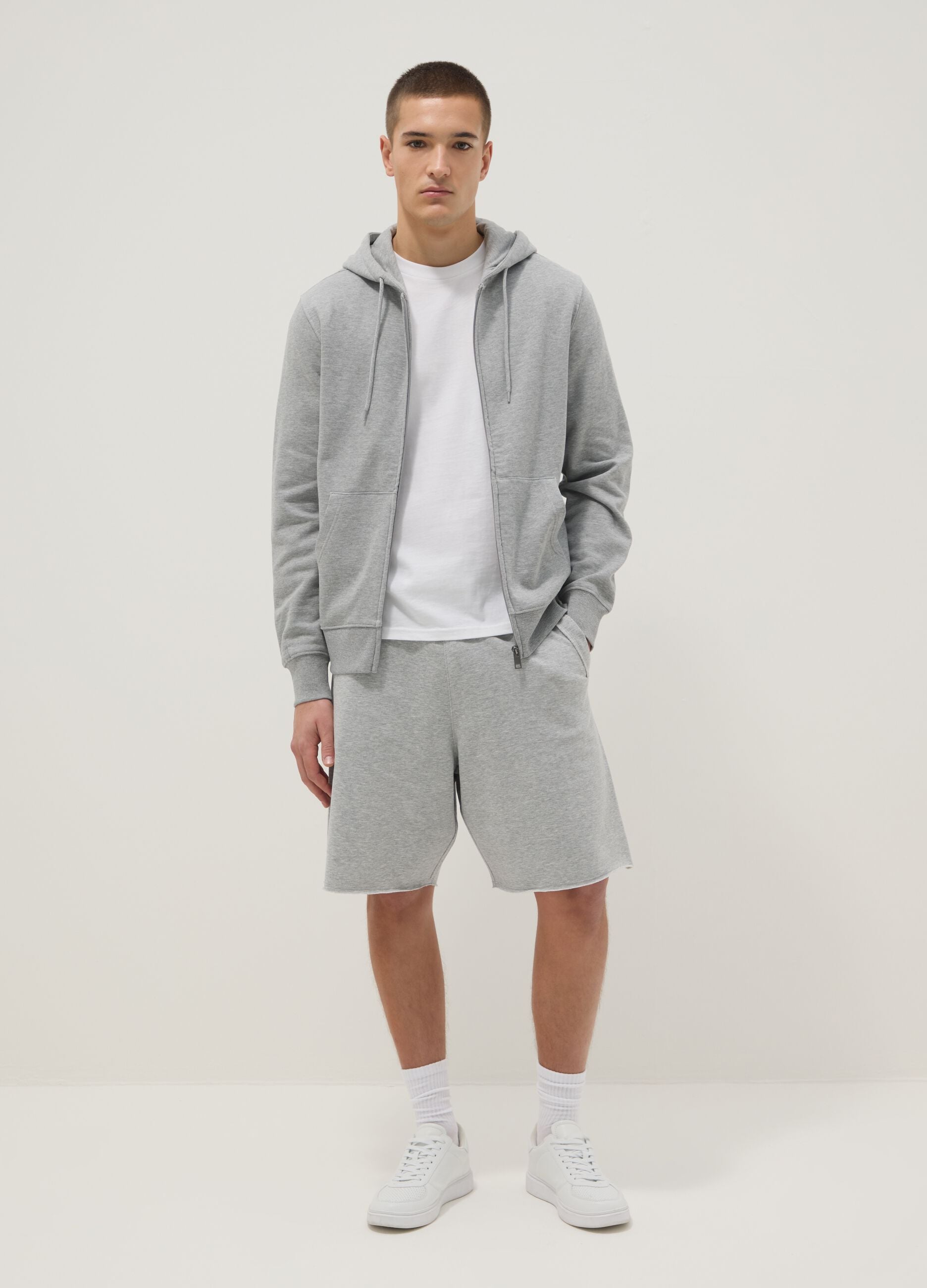 Pantaloni corti grigi in misto cotone relaxed fit
