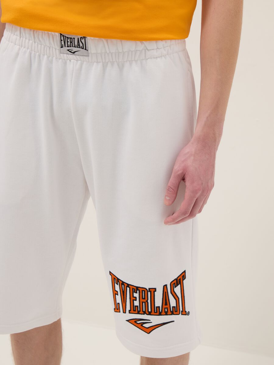 White cotton blend shorts regular fit with Everlast logo_3