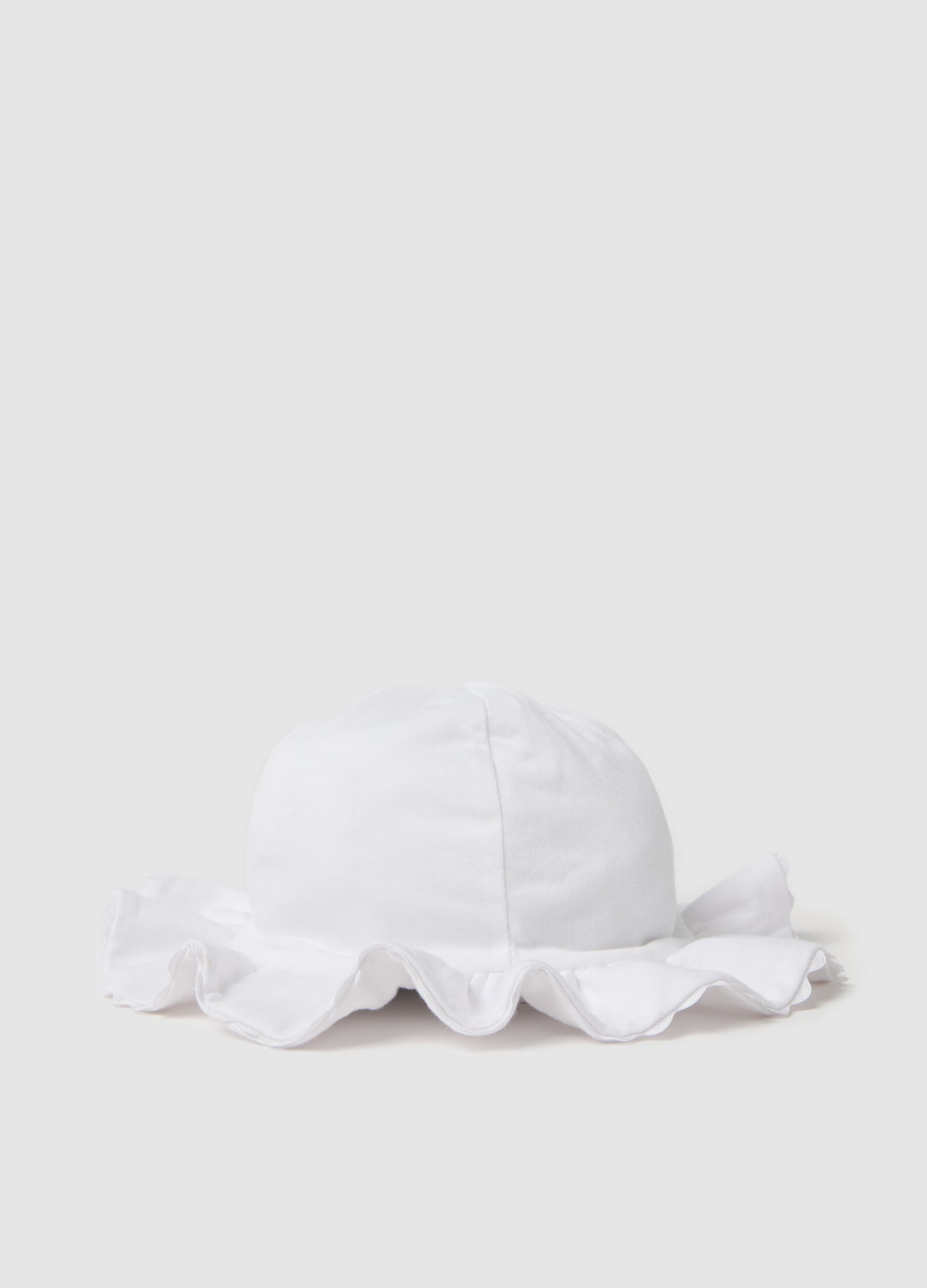 White hat in 100% organic cotton