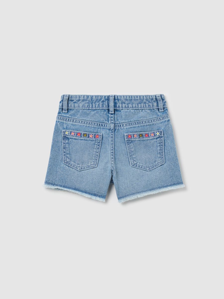 Girls' denim shorts with floral embroidery_1