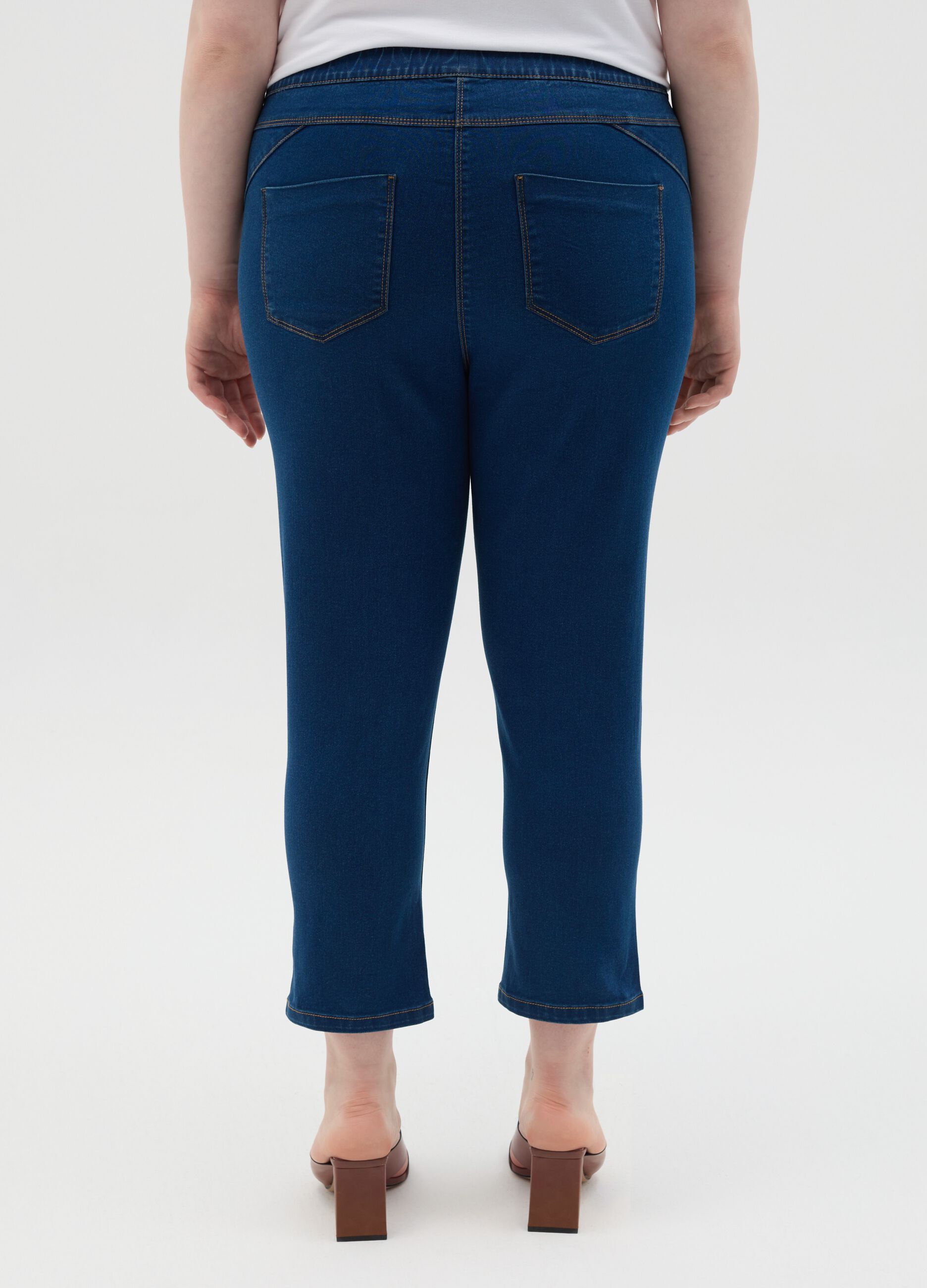 Women’s blue slim-fit jeans in mixed cotton blend