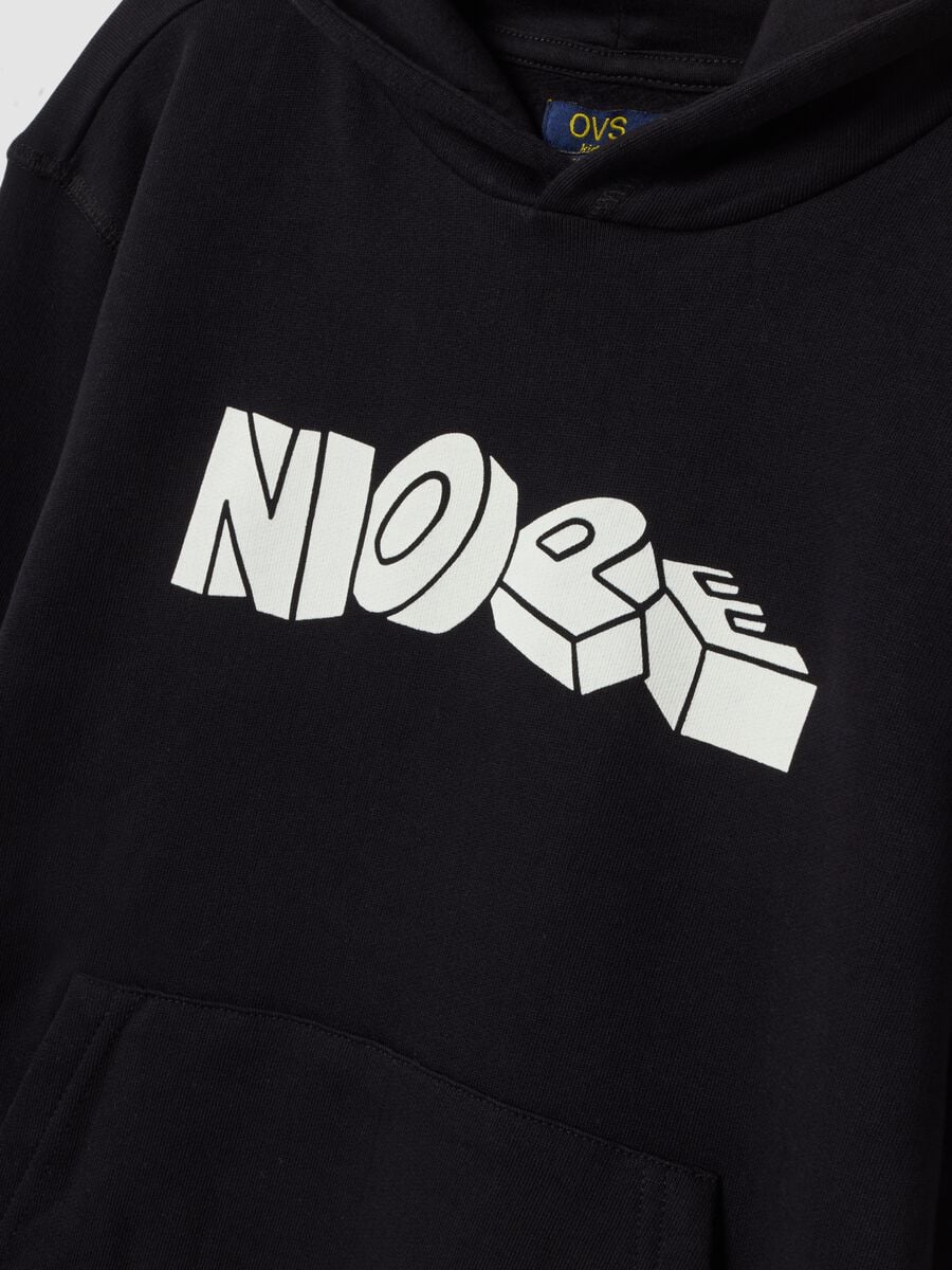 Black hoodie sweatshirt in pure organic cotton_2