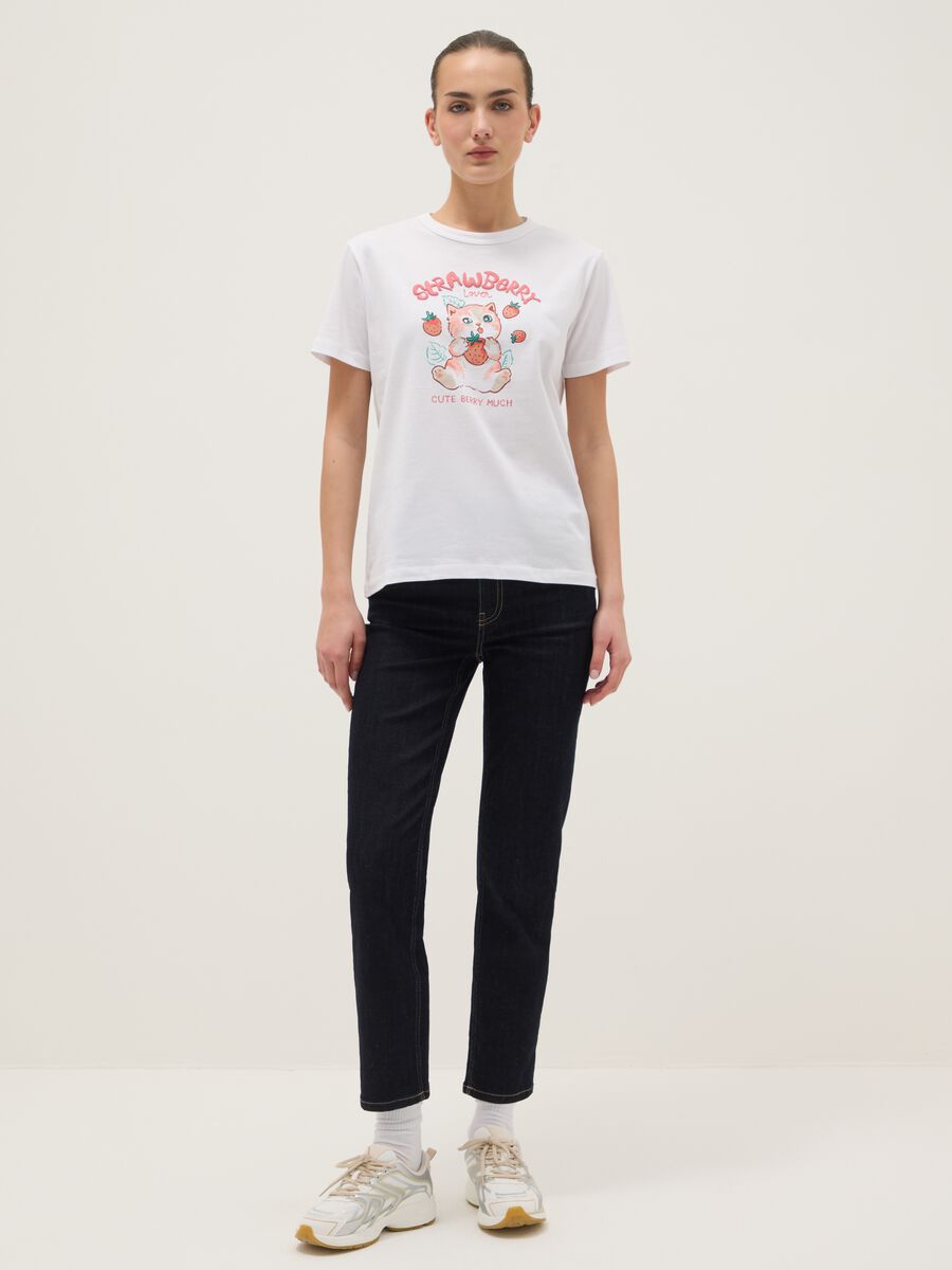White pure cotton T-shirt regular fit with cat and strawberries print_1