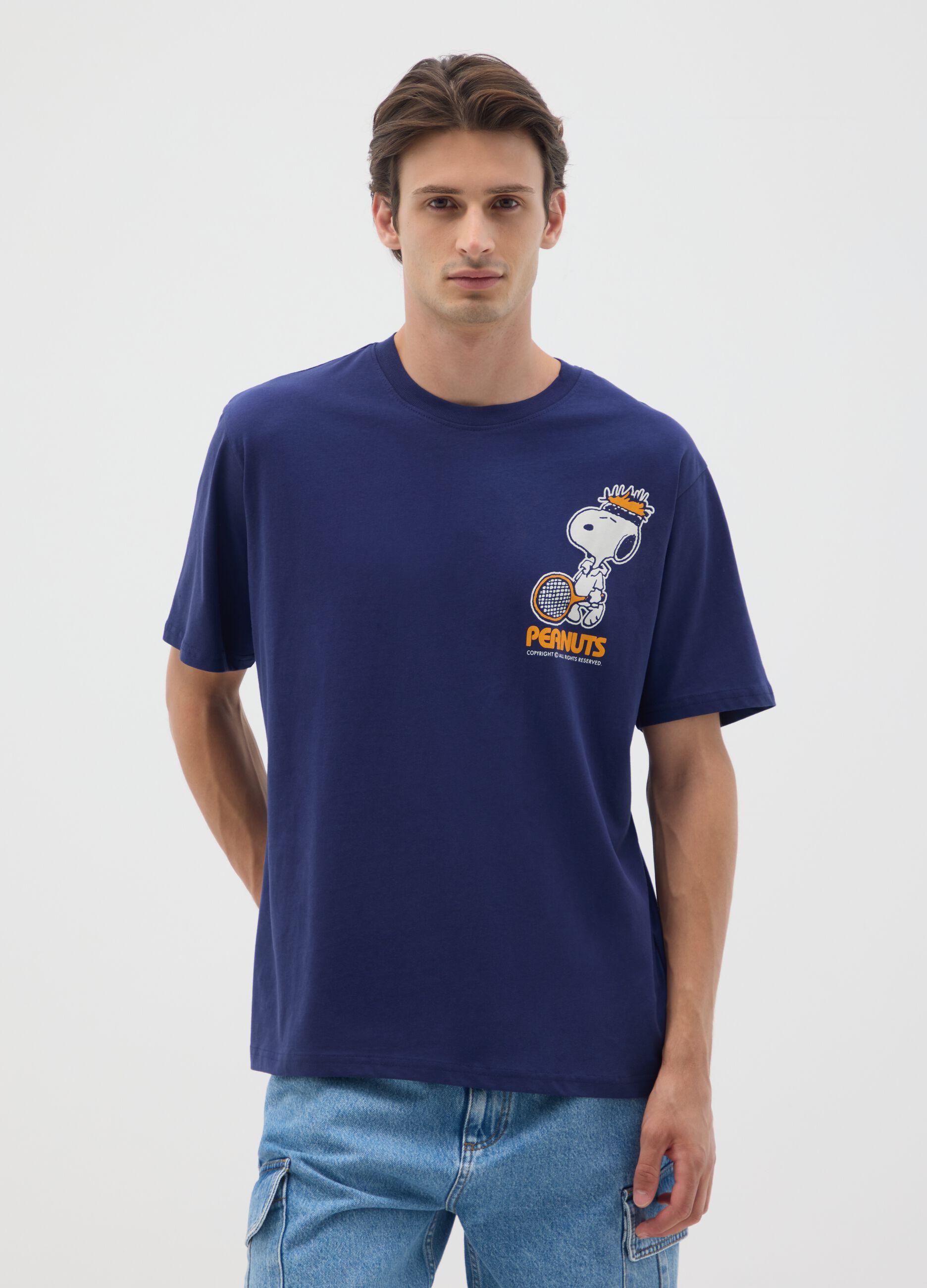 T-shirt in puro cotone blu regular fit con Snoopy