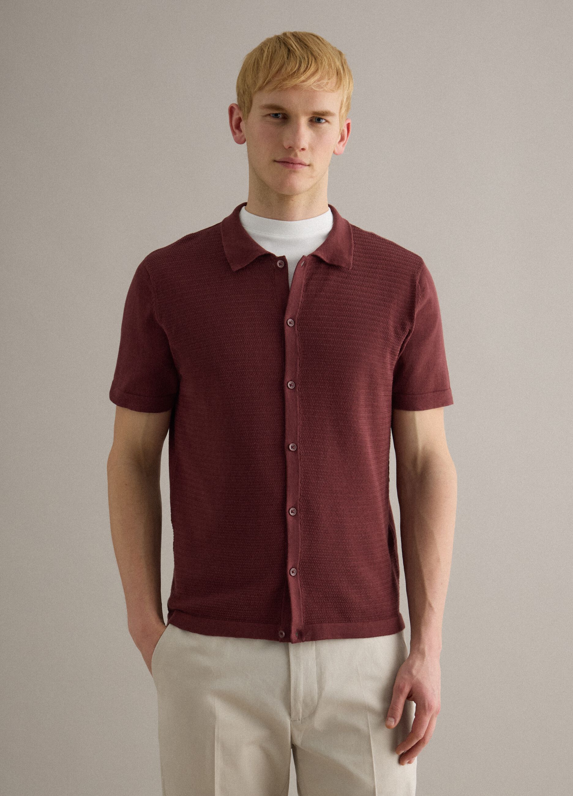 Regular fit red pure cotton polo with buttons