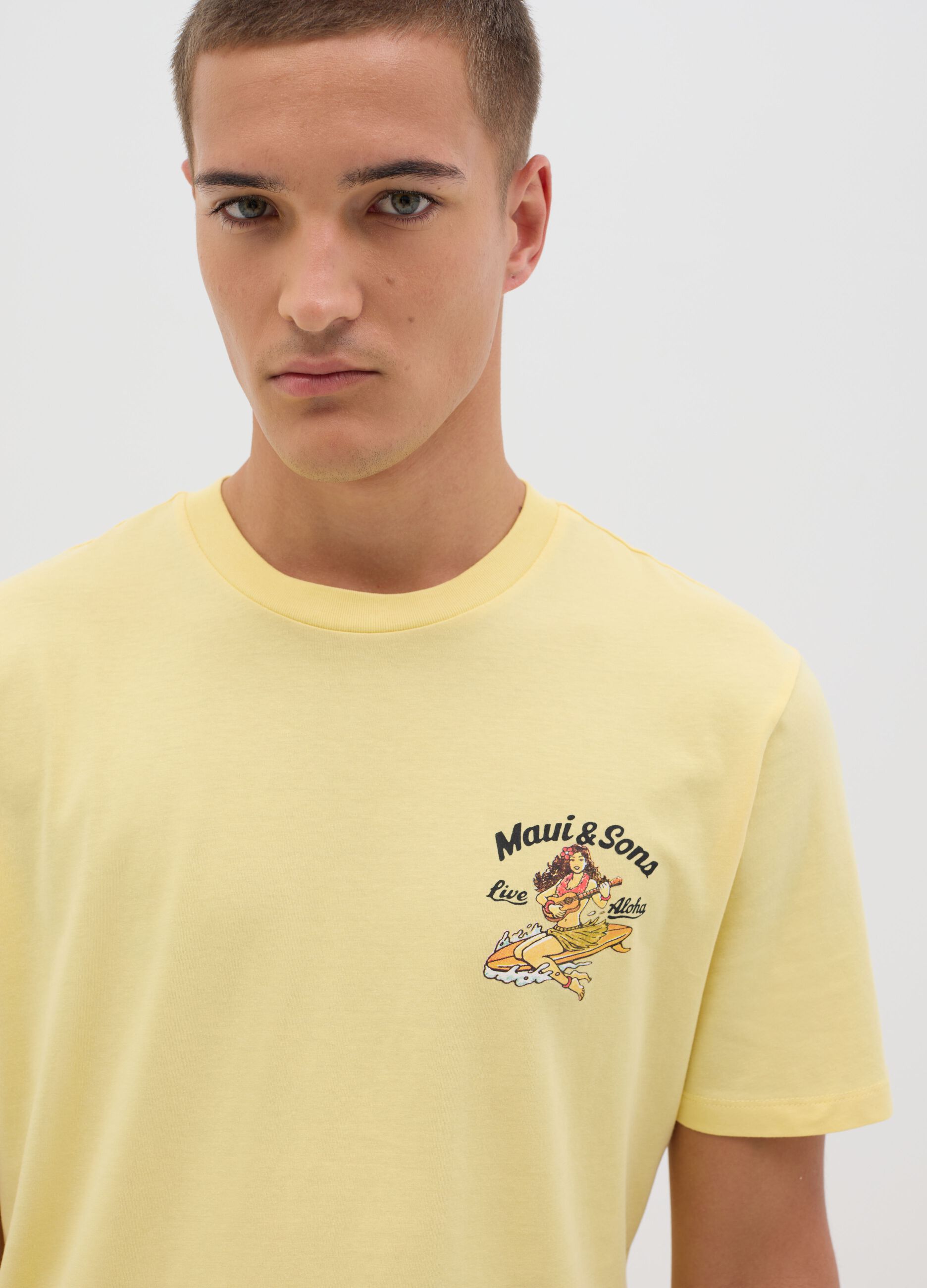 Men's Yellow T-Shirt with Maui & Sons Print