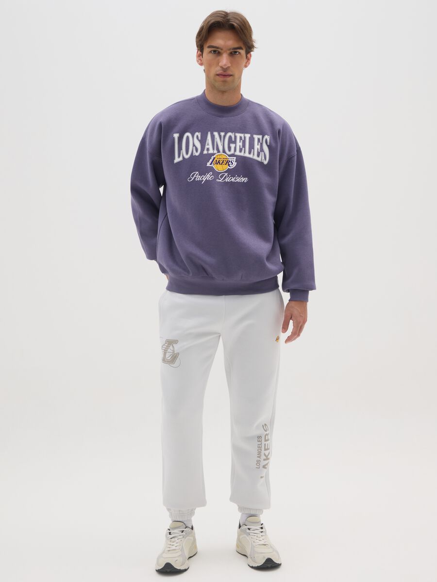 Pantaloni in misto cotone bianco regular fit con logo Los Angeles Lakers_0