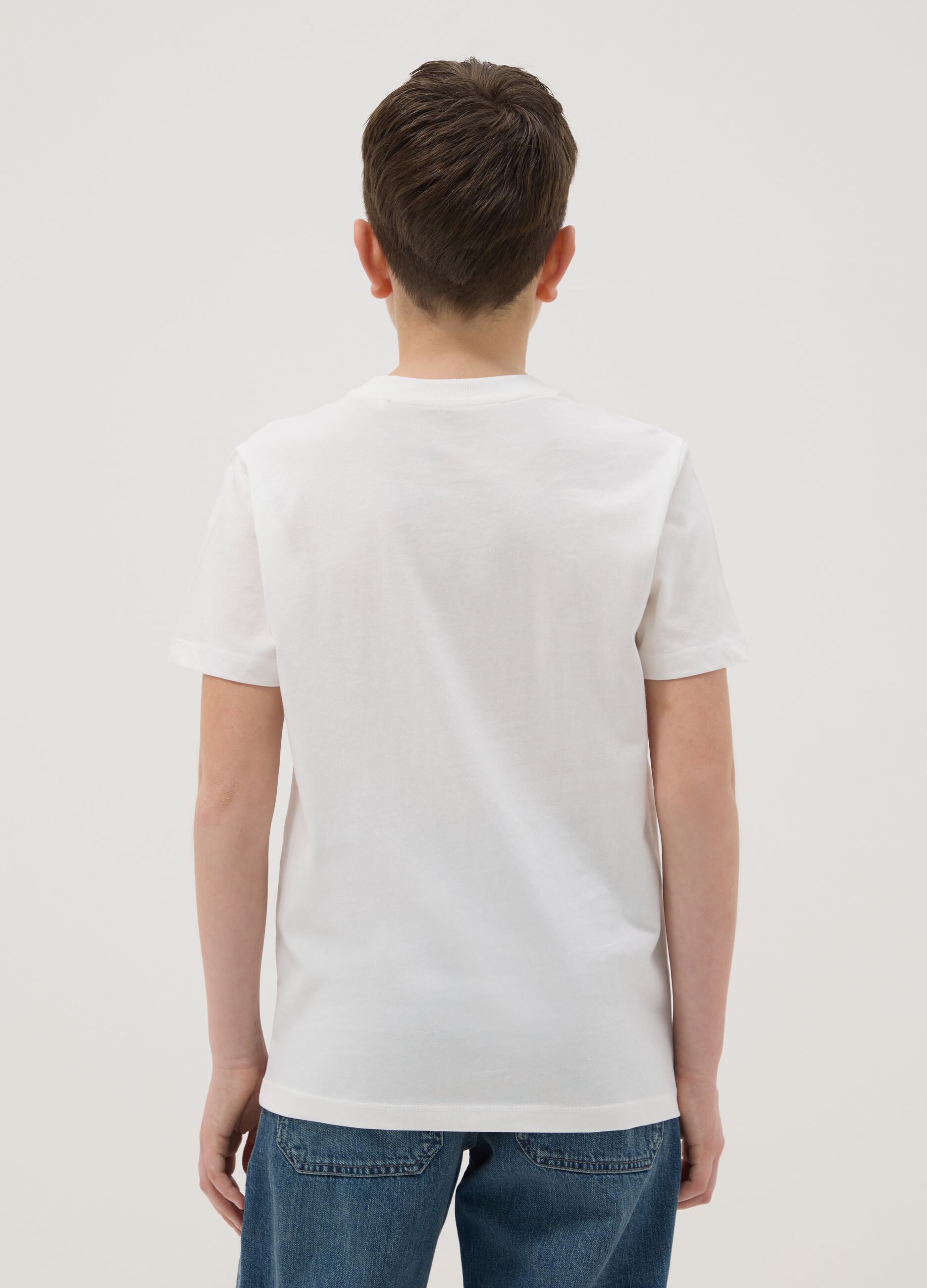 Boy's regular fit pure white cotton T-shirt with print