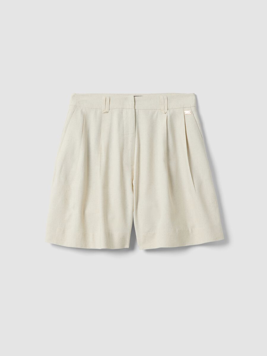 Beige viscose-linen blend shorts, regular fit_4