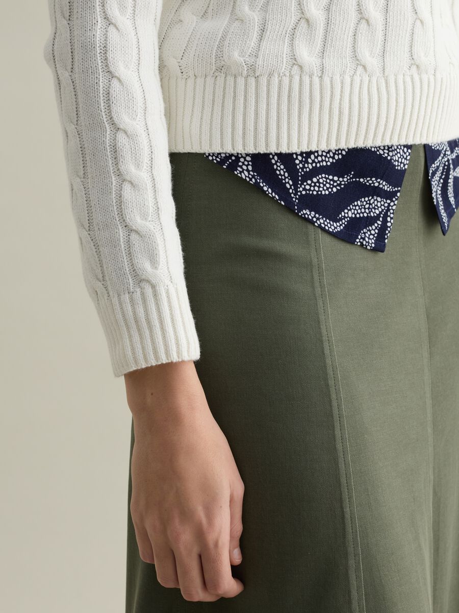 Ribbed pullover with cable-knit design_3