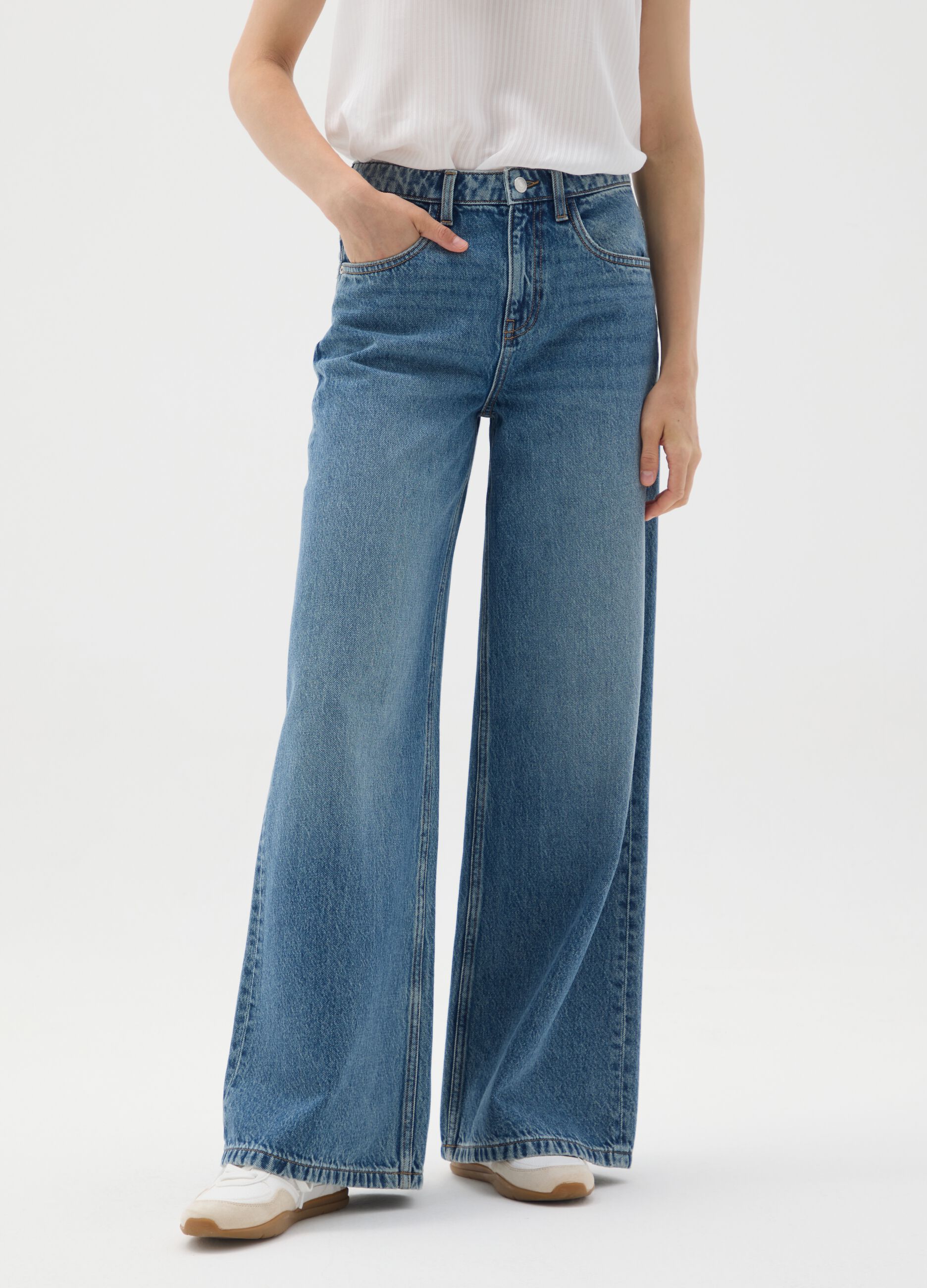Jeans in puro cotone denim a gamba larga