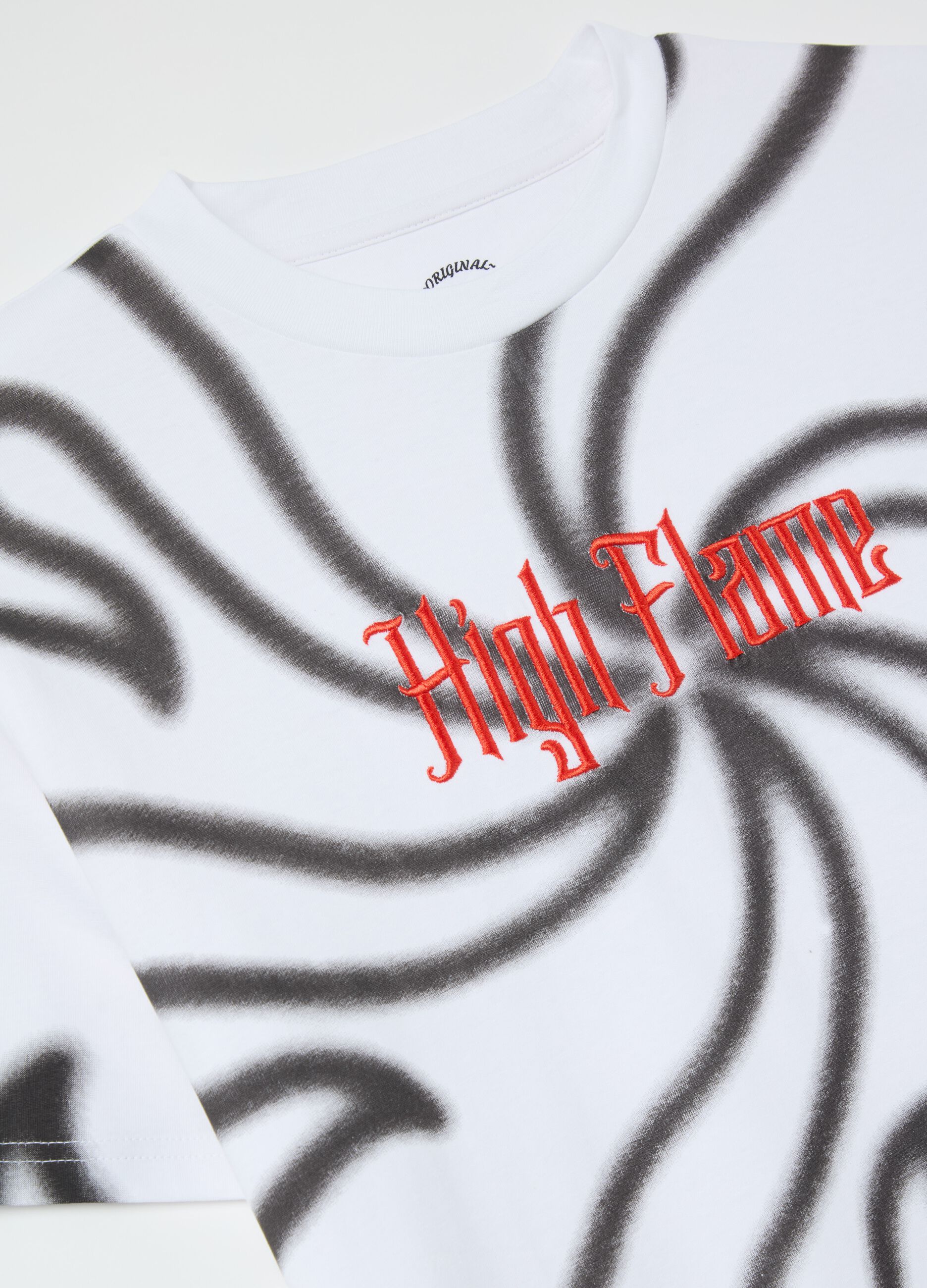 White and black T-shirt with flames print