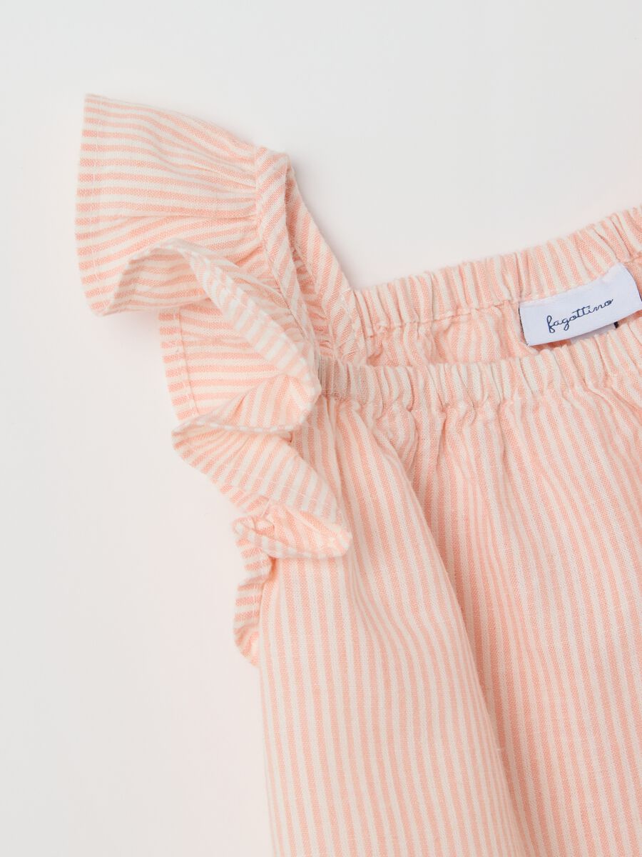 Pink set with ruffled top and shorts Fagottino_2