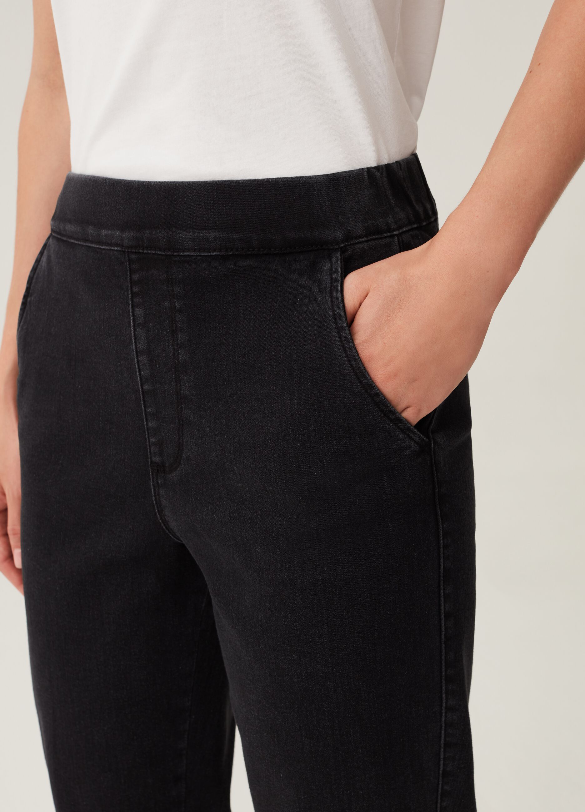 Jeggings cropped con spacchetti_3