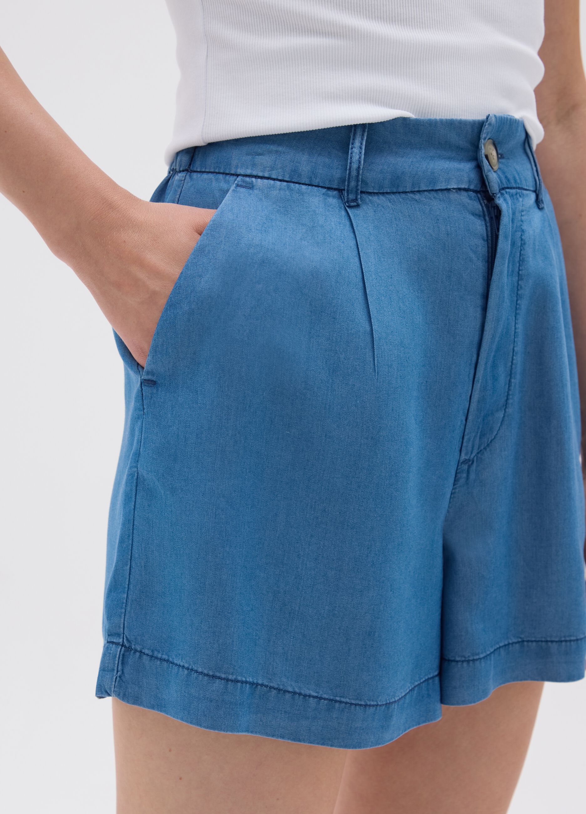 Women's sky blue lyocell shorts regular fit