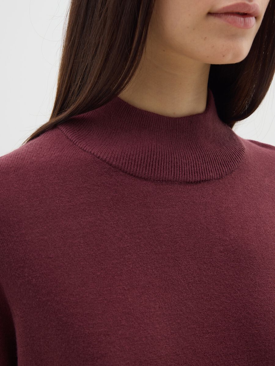 Red regular fit jumper_3