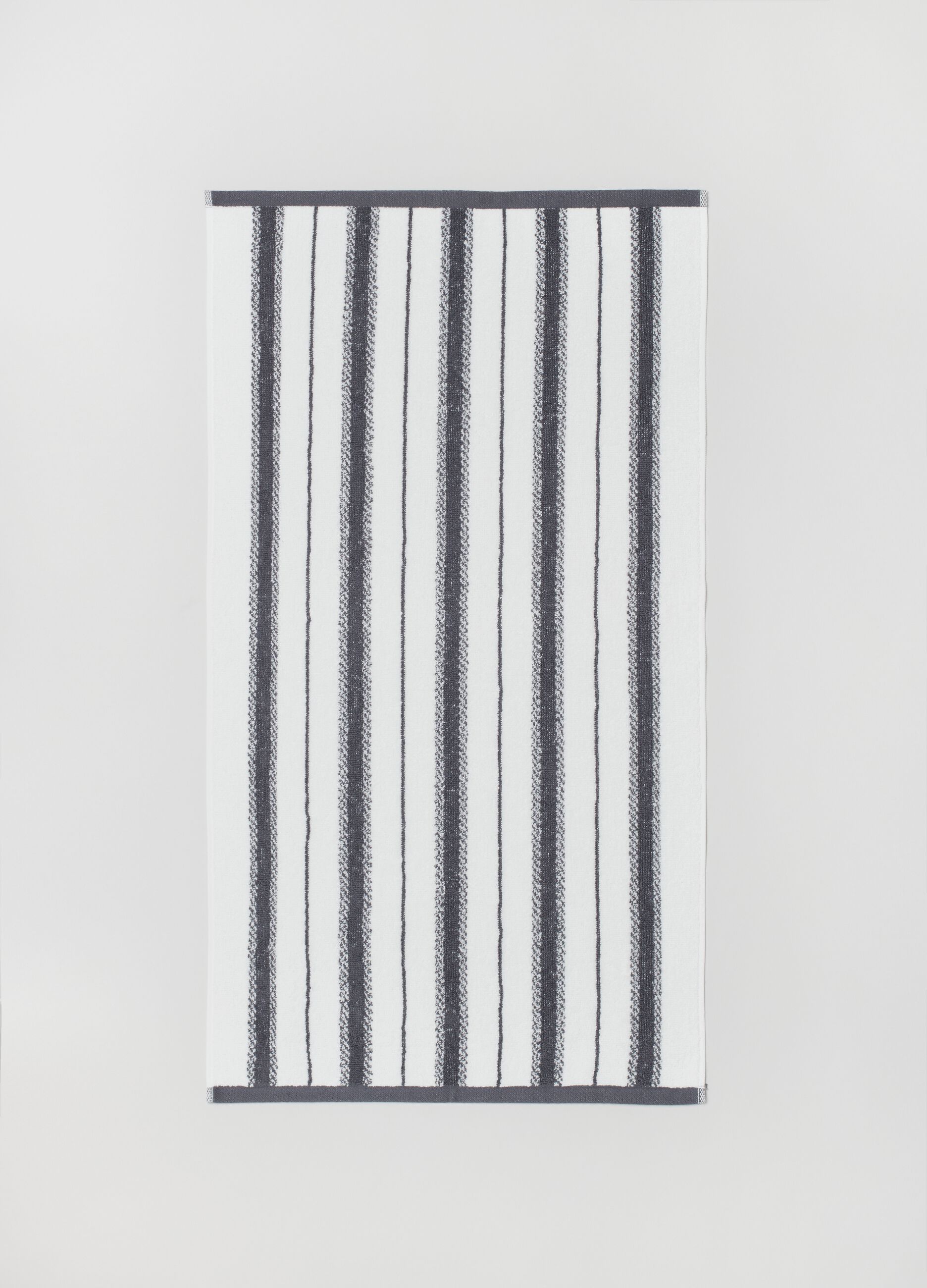 Asciugamano viso 50x90 stripes grigio scuro_1