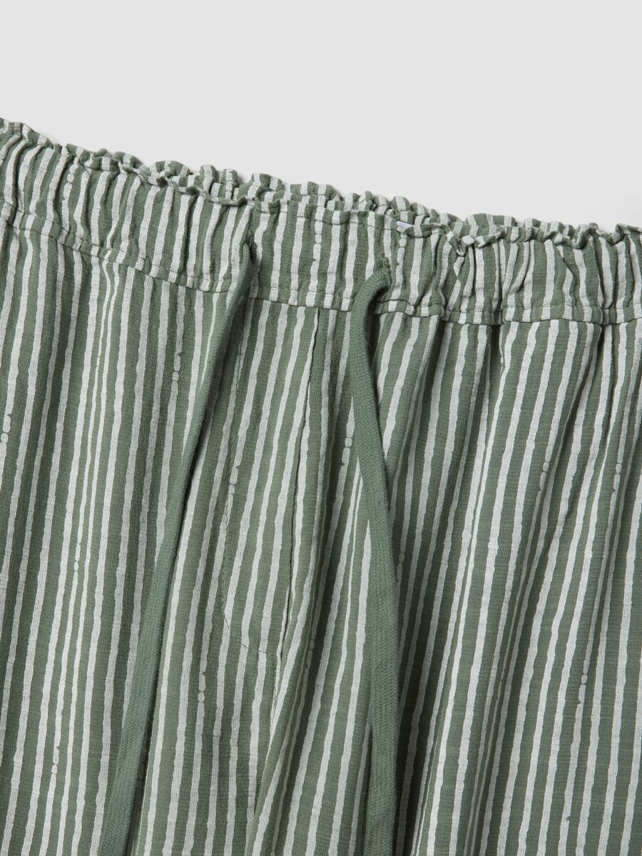 Green pure cotton striped regular-fit trousers_1