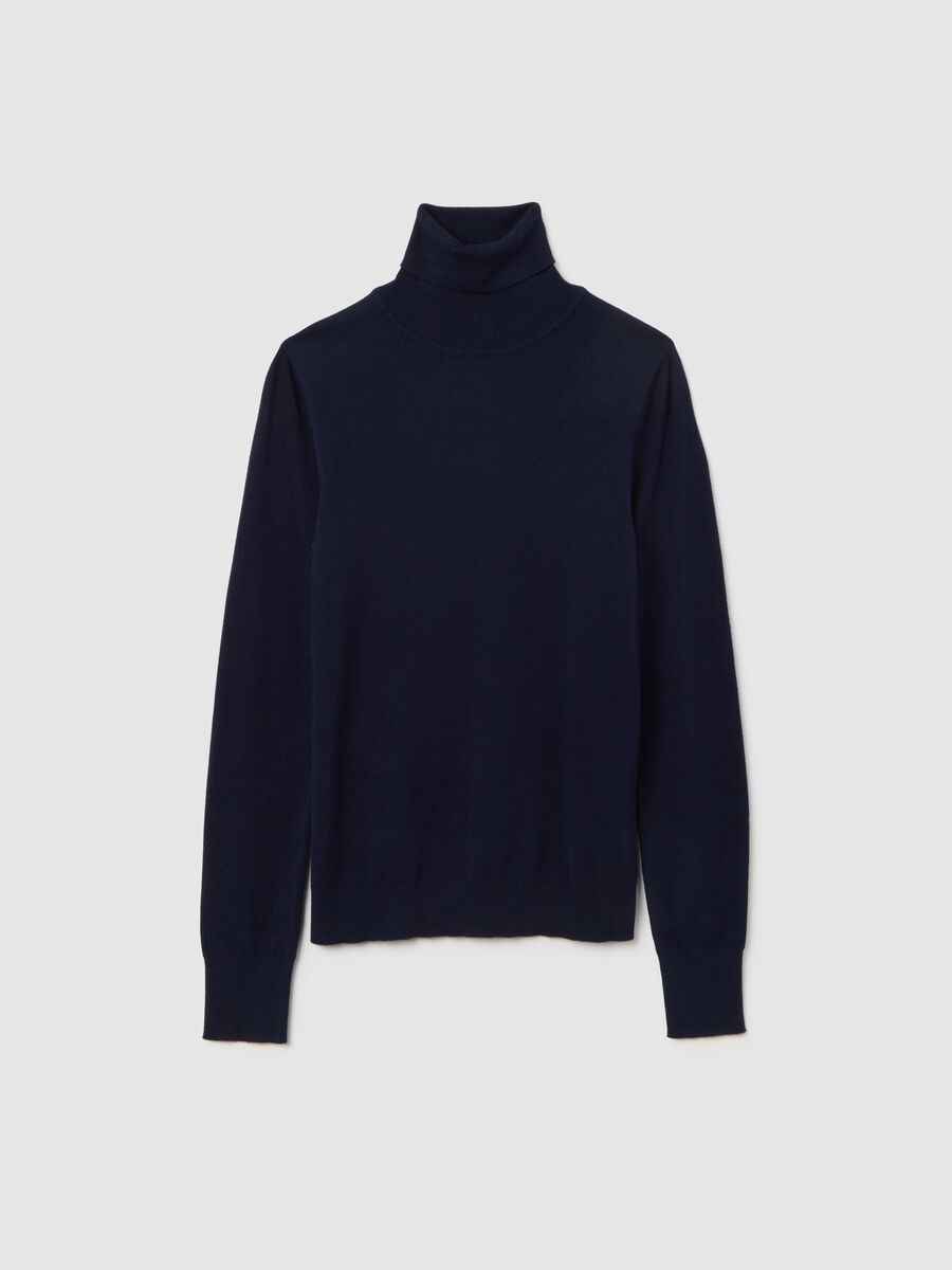 Maglione a coste blu con collo alto regular fit_4