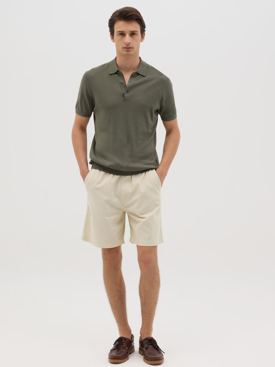 Regular corduroy Bermuda shorts in beige_0