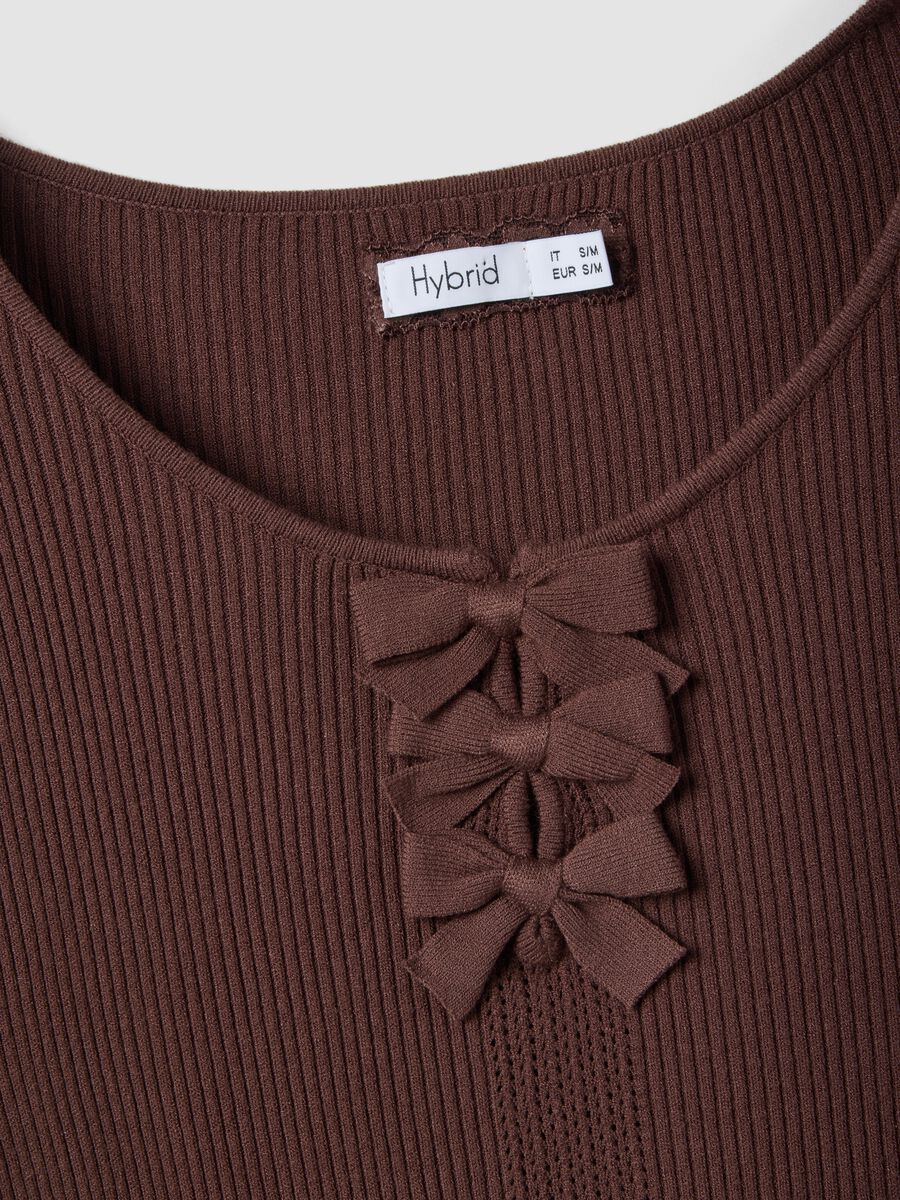 Brown regular fit viscose blend T-shirt with bows_5