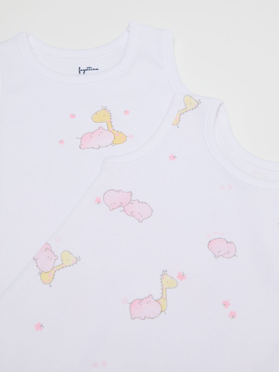 Three-pack white and pink sleeveless bodysuits in organic cotton with print_3