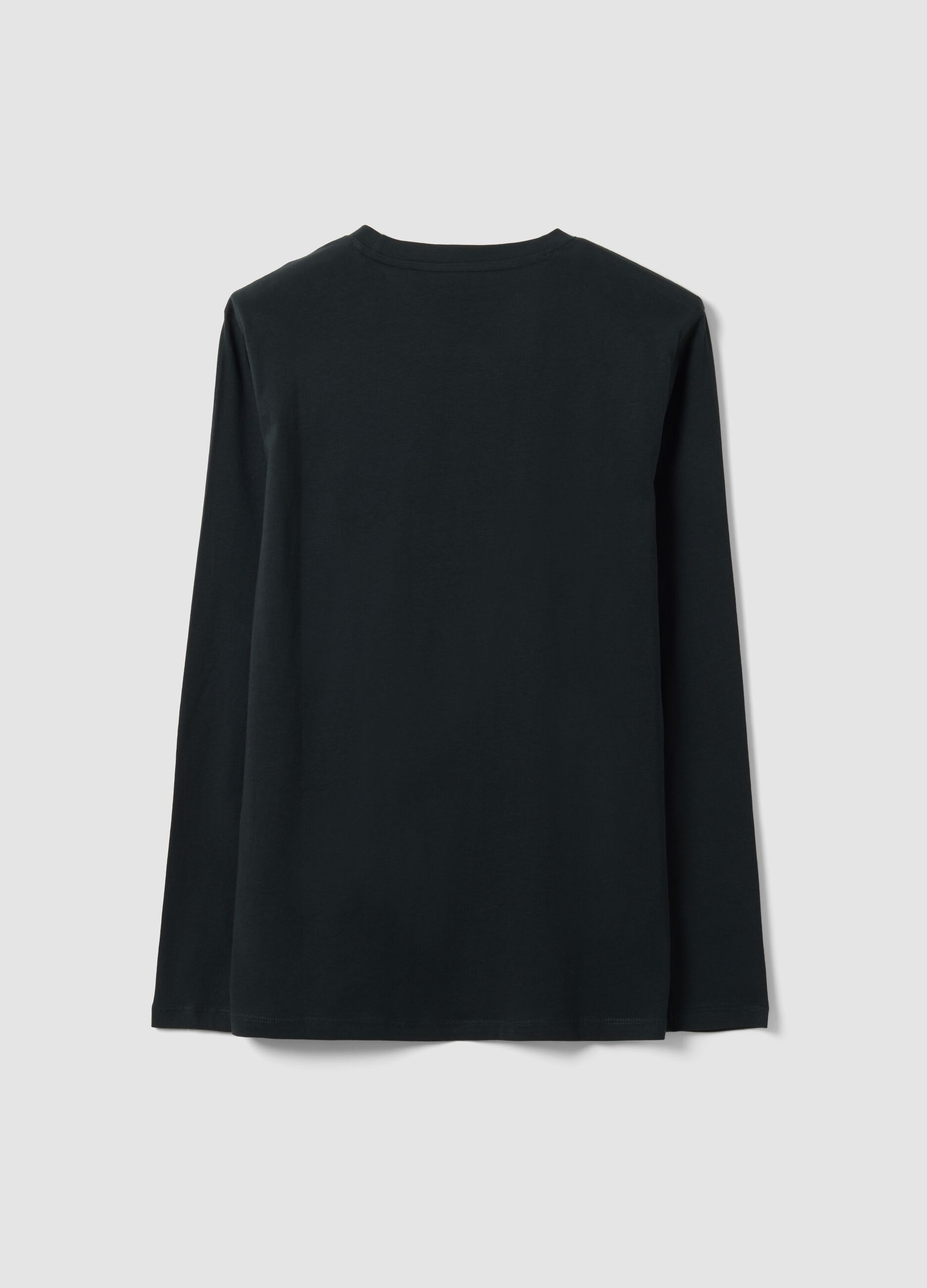 Black long-sleeve crew-neck T-shirt in 100% organic cotton