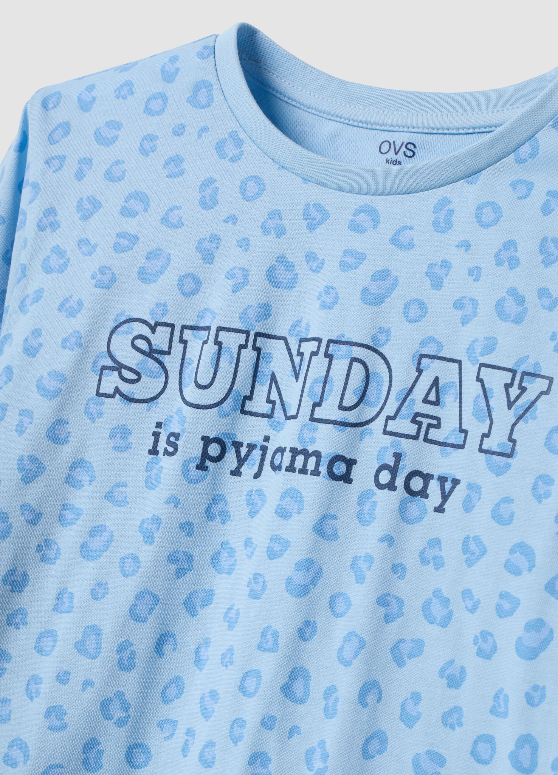 Pigiama azzurro in puro cotone organico con fantasia animalier