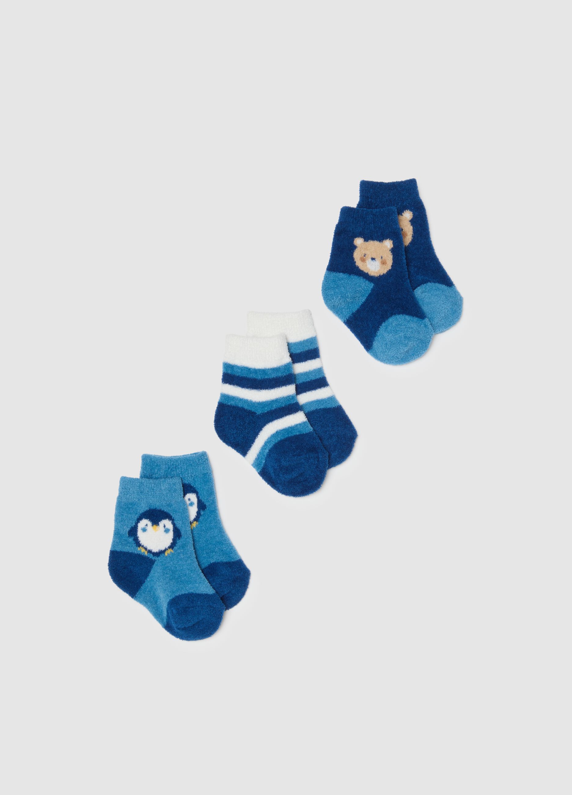 Tripack of short blue coral fleece socks