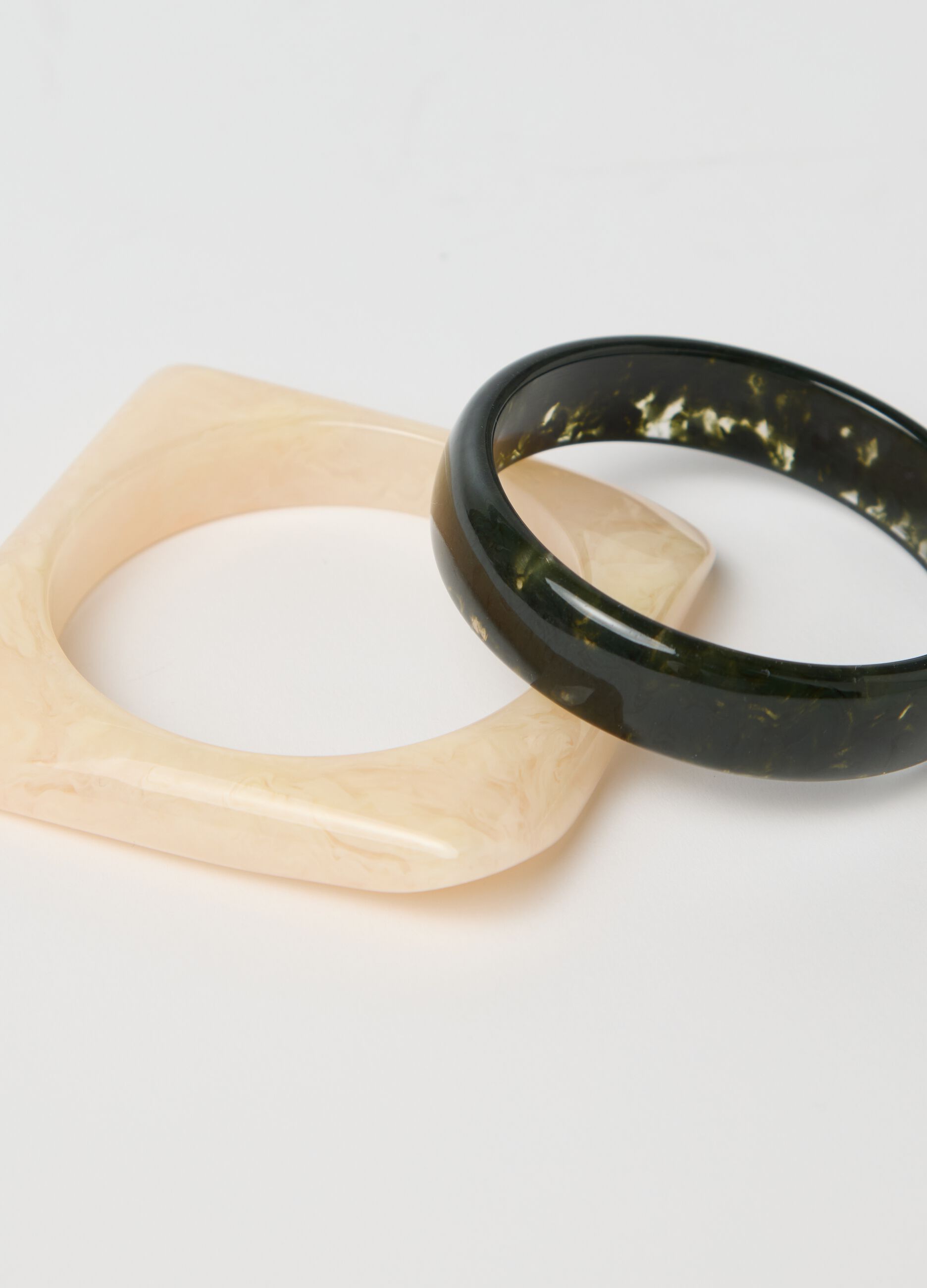 Two-pack ivory and green solid bracelets
