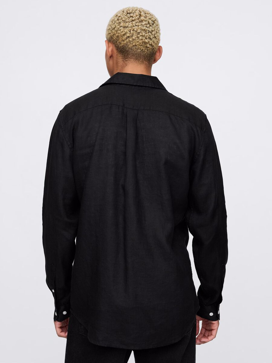 Black shirt with long sleeves in linen_2